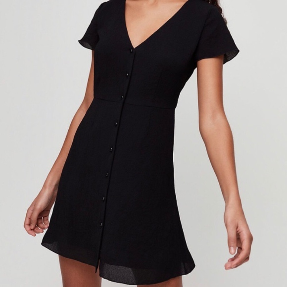 Wilfred Black V‑Neck Button Front Mini Dress